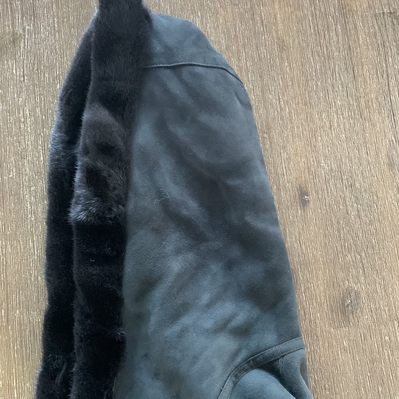 SHEARLING LONG HOODED COAT - Picture 9 of 14